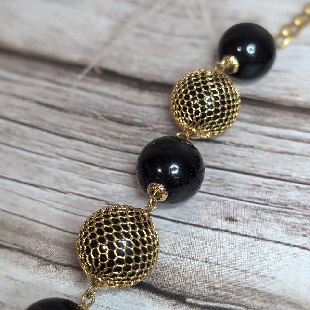 Black and Gold Tone Mesh Beaded Necklace - Picture 4 of 9